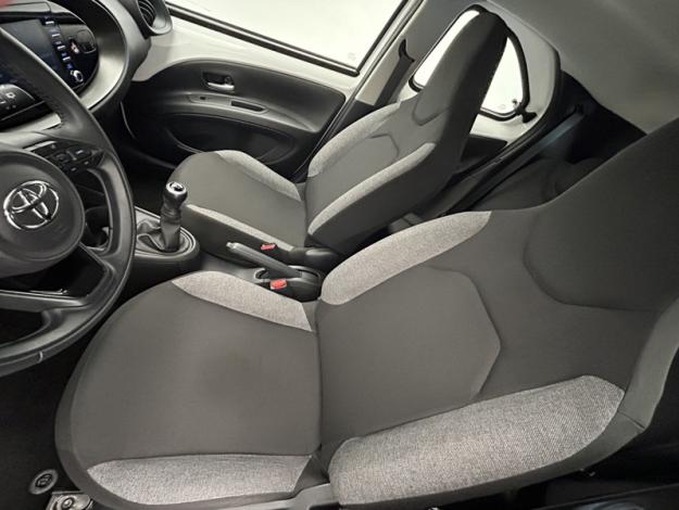 TOYOTA Aygo X 1.0 VVT-i 72 Dynamic  