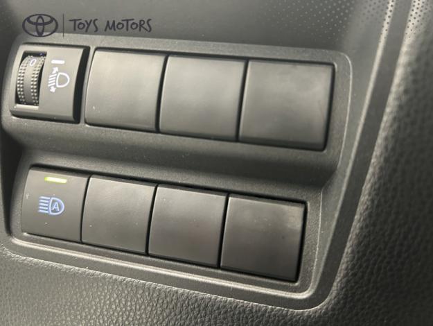 TOYOTA Yaris 120 VVT-i Dynamic  