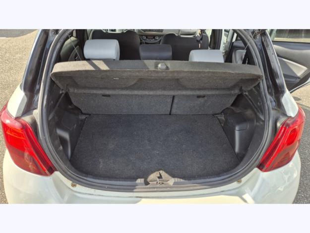 TOYOTA Yaris 100 VVT-i CVT Collection  