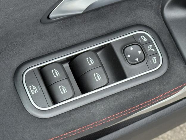 MERCEDES-BENZ CLA Coupé CLA 250 e Coupé AMG Line  