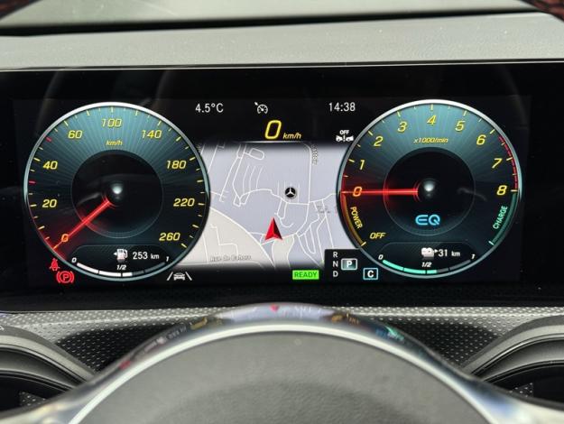 MERCEDES-BENZ CLA Coupé CLA 250 e Coupé AMG Line  