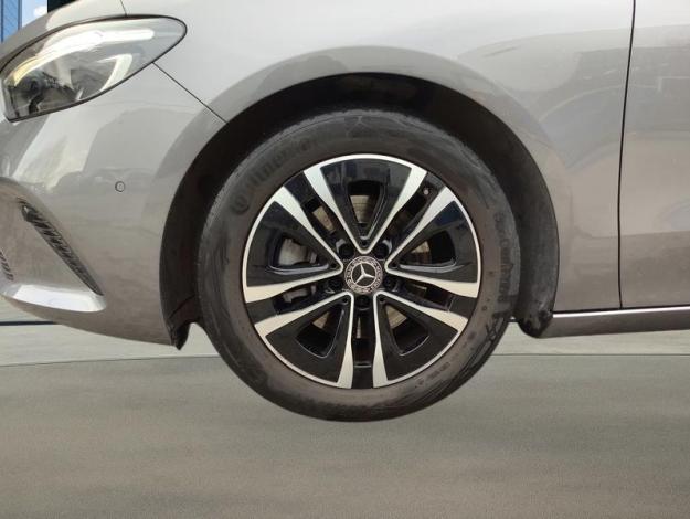 MERCEDES-BENZ B 180 Luxury Line  