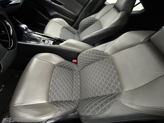 TOYOTA C-HR 2.0 Hybride 184 Distinctive  