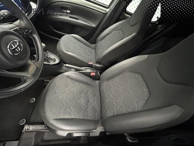 TOYOTA Aygo X 1.0 S-CVT 72 Collection   