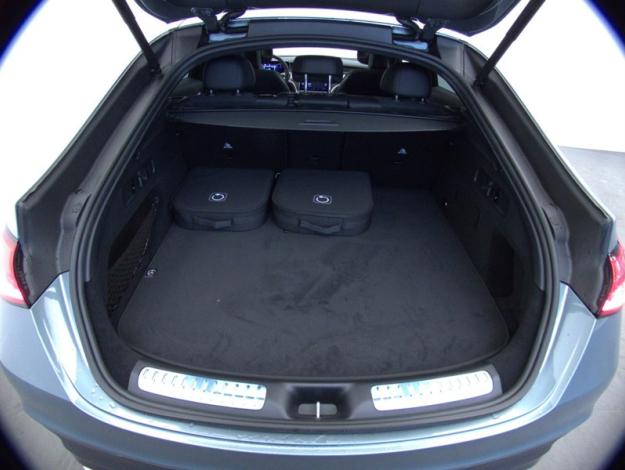 MERCEDES-BENZ GLC Coupé GLC 300 e Hybrid EQ 4MATIC Coupé AMG Line +  GLC 300 e Hybrid EQ 4MATIC Coupé AMG Line +