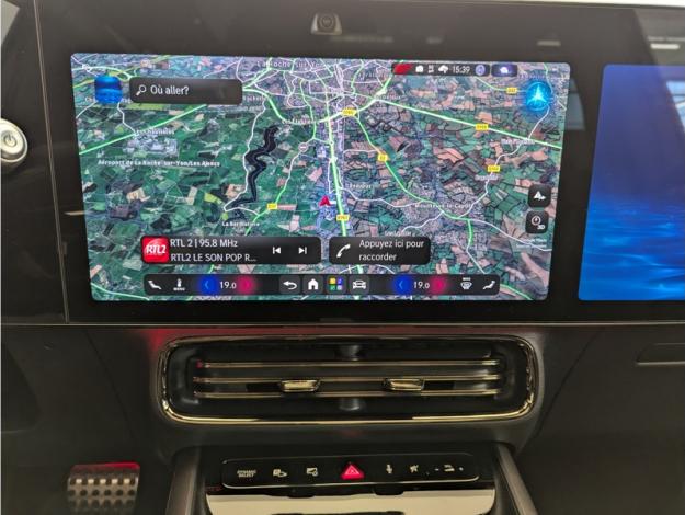 MERCEDES-BENZ GLB 250+ avec technologie EQ Limited Edition  GLB 250+ avec technologie EQ Limited Edition