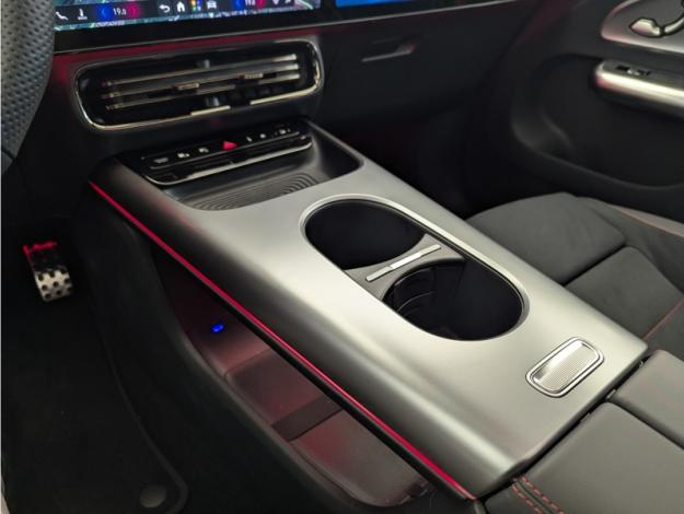 MERCEDES-BENZ GLB 250+ avec technologie EQ Limited Edition  GLB 250+ avec technologie EQ Limited Edition