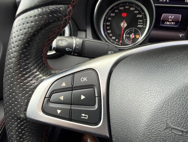 MERCEDES-BENZ CLA Coupé 180d Fascination  