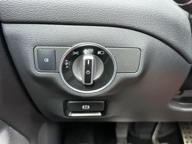 MERCEDES-BENZ CLA Coupé 180d Fascination  