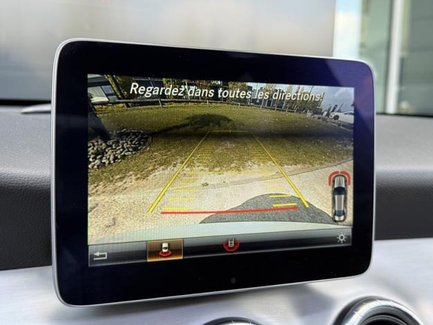 MERCEDES-BENZ CLA Coupé 180d Fascination  