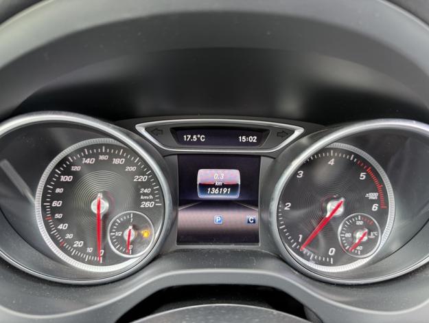 MERCEDES-BENZ CLA Coupé 180d Fascination  