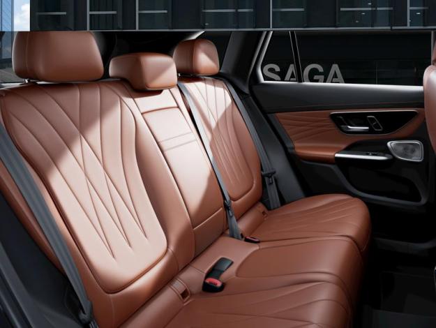 MERCEDES-BENZ GLC SUV GLC 220 d 4MATIC AMG Line  GLC 220 d 4MATIC AMG Line