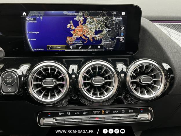 MERCEDES-BENZ GLA 200 d AMG Line  