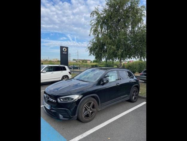 MERCEDES-BENZ GLA 200 d AMG Line  