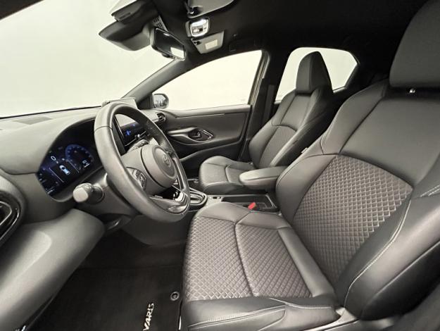TOYOTA Yaris Hybride 130h Collection techno  