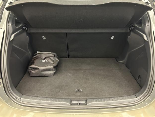 TOYOTA Yaris Hybride 130h Collection techno  