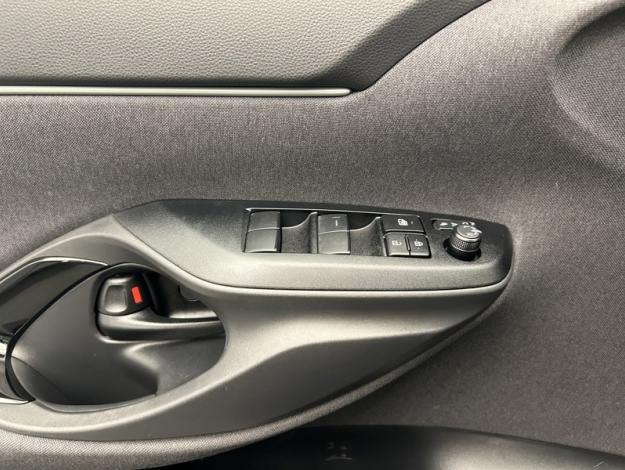 TOYOTA Yaris Cross 1.5 HYBRID 130H PREMIERE   