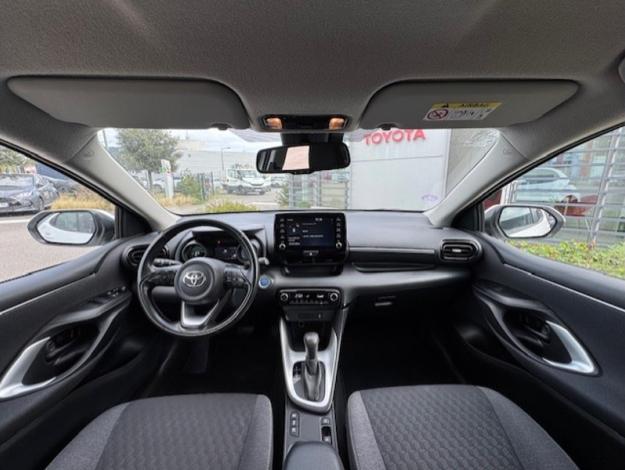 TOYOTA Yaris 116h Design  