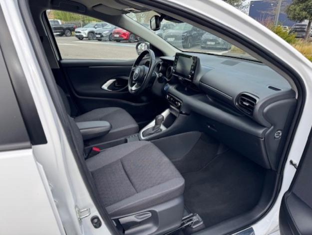 TOYOTA Yaris 116h Design  