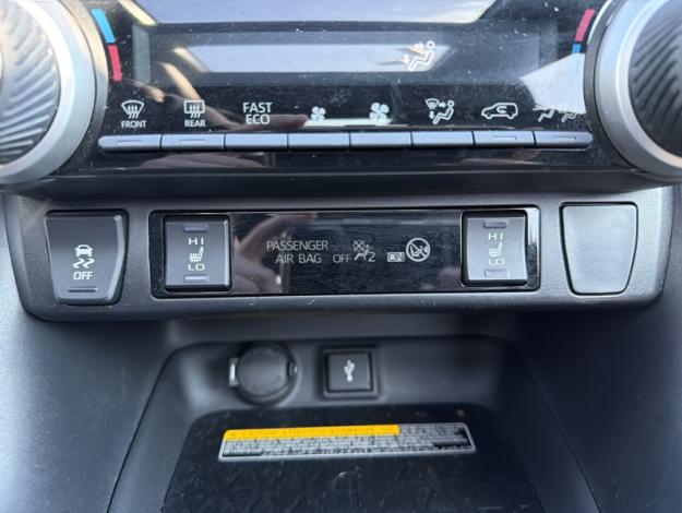 TOYOTA RAV4 Hybride 2WD 218ch Collection  