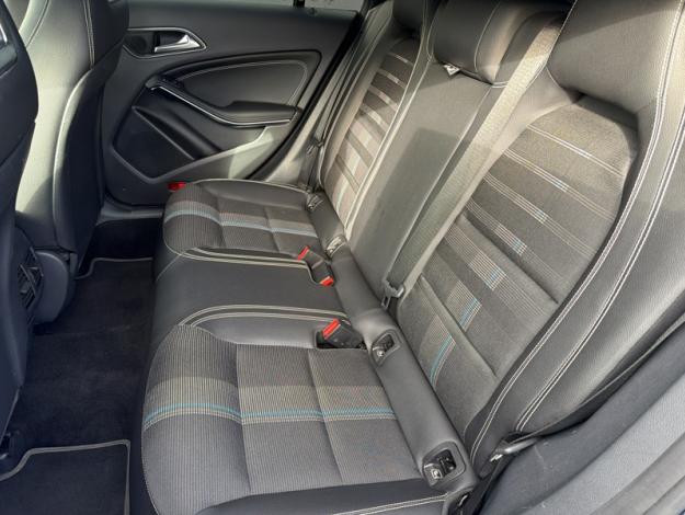 MERCEDES-BENZ CLA Shooting Brake CLA 250 SB Sensation  