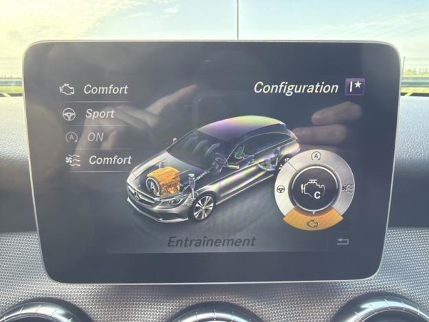 MERCEDES-BENZ CLA Shooting Brake CLA 250 SB Sensation  