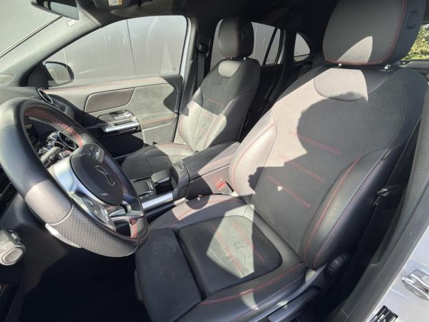 MERCEDES-BENZ GLA 200 d AMG Line  