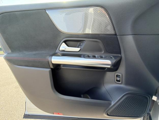 MERCEDES-BENZ GLA 200 d AMG Line  