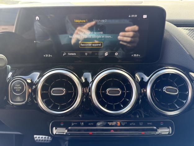 MERCEDES-BENZ GLA 200 d AMG Line  