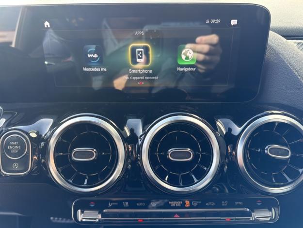 MERCEDES-BENZ GLA 200 d AMG Line  