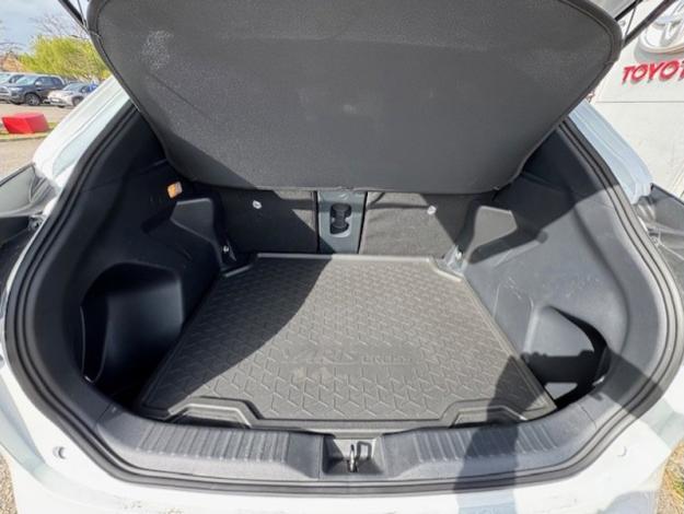 TOYOTA Yaris Cross 116h Design  