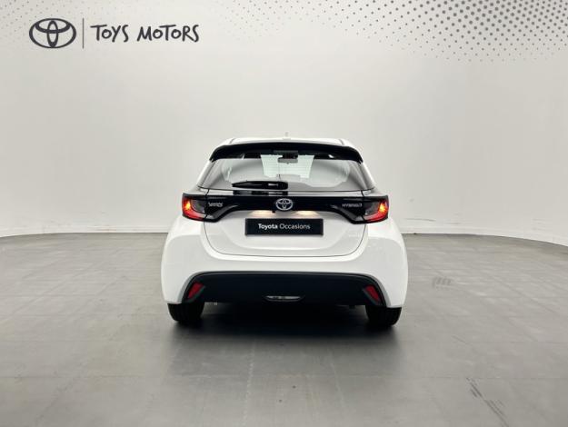 TOYOTA Yaris 116h Dynamic  