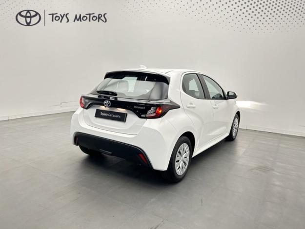 TOYOTA Yaris 116h Dynamic  