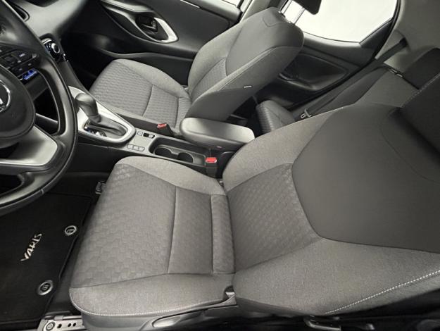 TOYOTA Yaris 116h Dynamic  