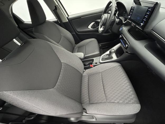 TOYOTA Yaris 116h Dynamic  