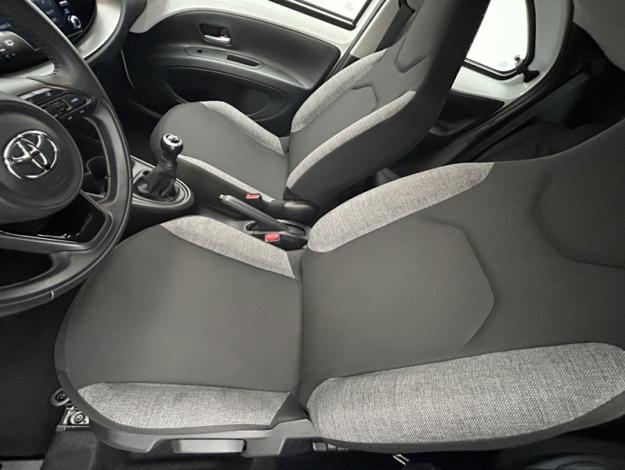 TOYOTA Aygo X 1.0 VVT-i 72 Dynamic  