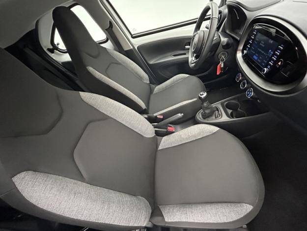 TOYOTA Aygo X 1.0 VVT-i 72 Dynamic  