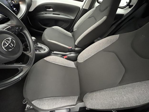 TOYOTA Aygo X 1.0 S-CVT 72 Dynamic  