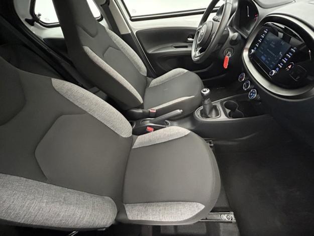 TOYOTA Aygo X 1.0 VVT-i 72 Dynamic  