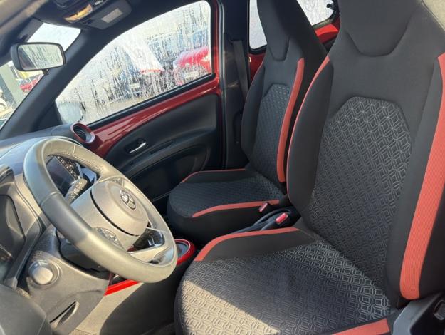 TOYOTA Aygo X 1.0 VVT-i 72 Design   