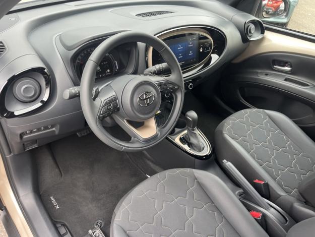 TOYOTA Aygo X 1.0 VVT-i 72 Collection S-CVT  