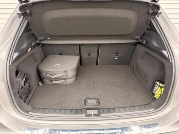 MERCEDES-BENZ EQA 250+  EQA 250+