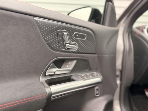 MERCEDES-BENZ EQA 250+  EQA 250+