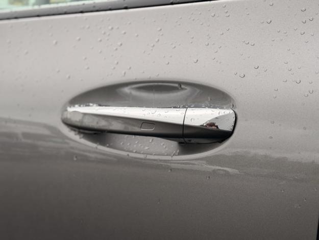 MERCEDES-BENZ EQA 250+  EQA 250+