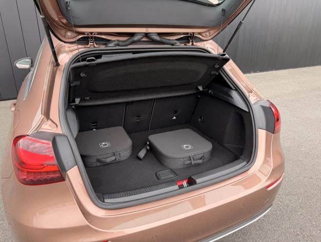 MERCEDES-BENZ Classe A 250 e Hybrid EQ Progressive Line  