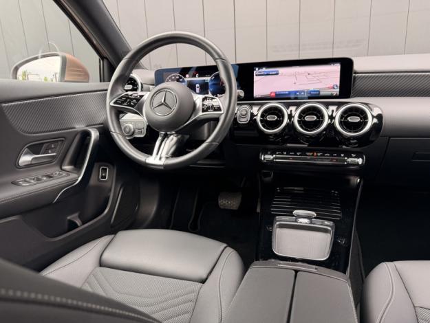 MERCEDES-BENZ Classe A 250 e Hybrid EQ Progressive Line  