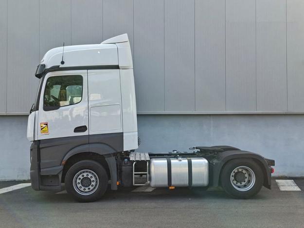 MERCEDES-BENZ Actros 1845 LS 4x2 BigSpace 2.50M  