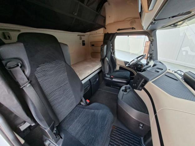 MERCEDES-BENZ Actros 1845 LS 4x2 BigSpace 2.50M  