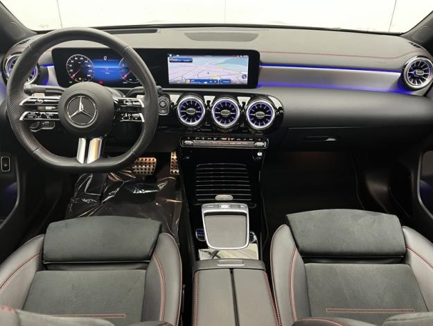 MERCEDES-BENZ CLA Coupé CLA 180 Coupé AMG Line  