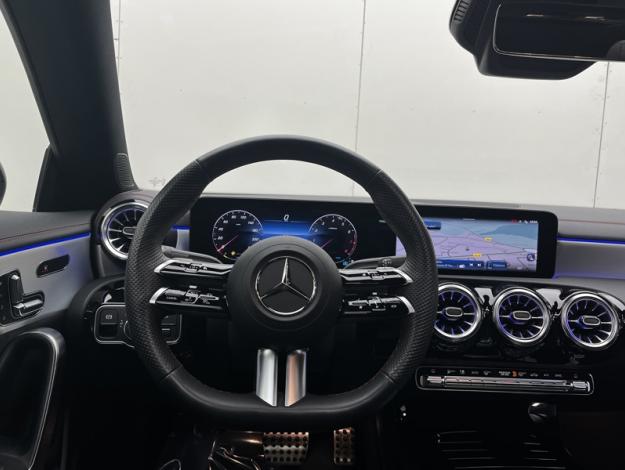 MERCEDES-BENZ CLA Coupé CLA 180 Coupé AMG Line  